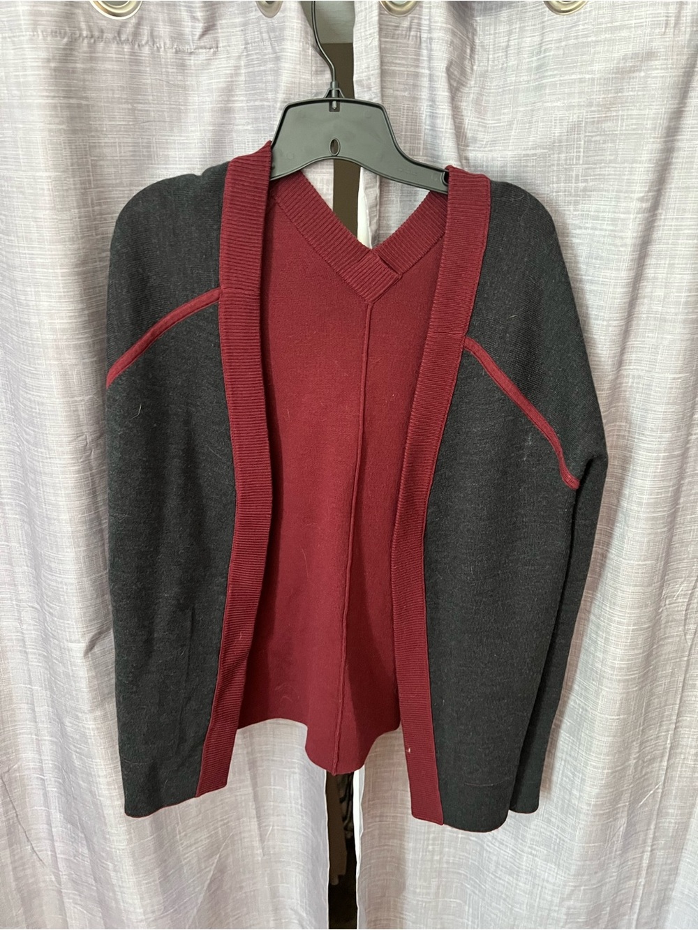 Lululemon Women’s Two-Tone Open Cardigan Sweater - Black & Burgundy
